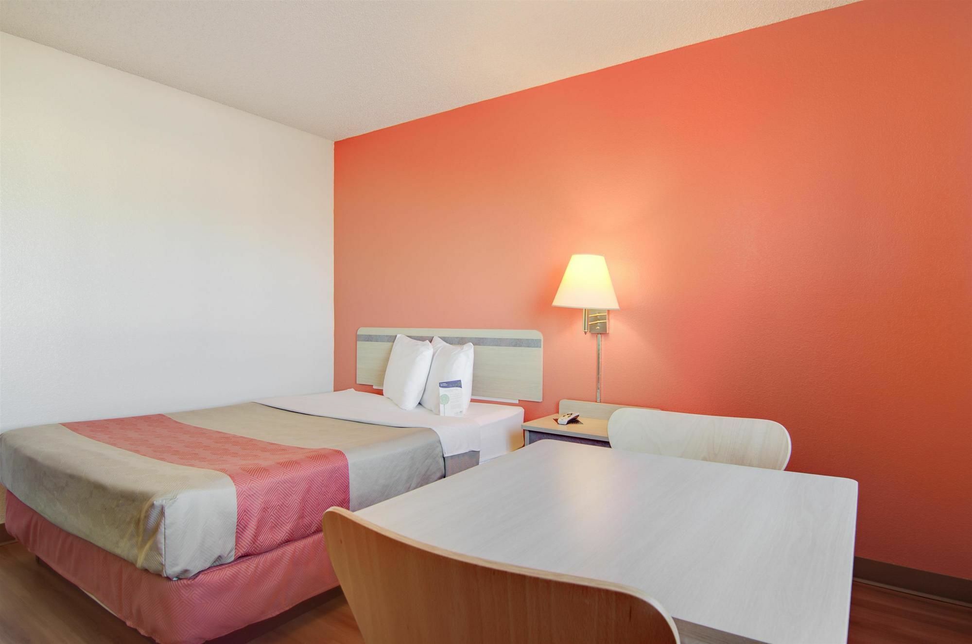 Motel 6-Colby, Ks 外观 照片